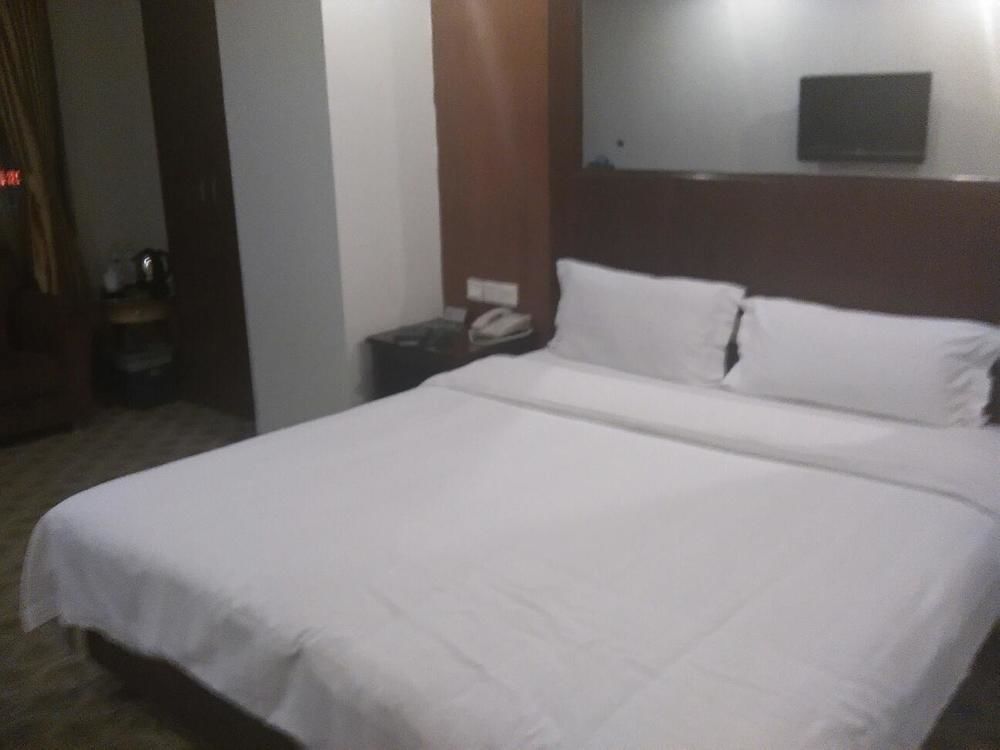Shanshui Fashion Hotel Paifang Park Zhaoqing Eksteriør billede